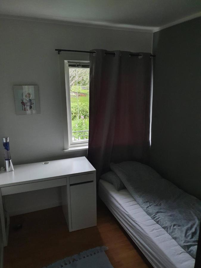 Apartament Hus Sentralt I Lofoten Leknes Zewnętrze zdjęcie