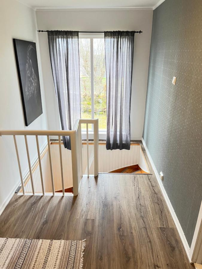 Apartament Hus Sentralt I Lofoten Leknes Zewnętrze zdjęcie